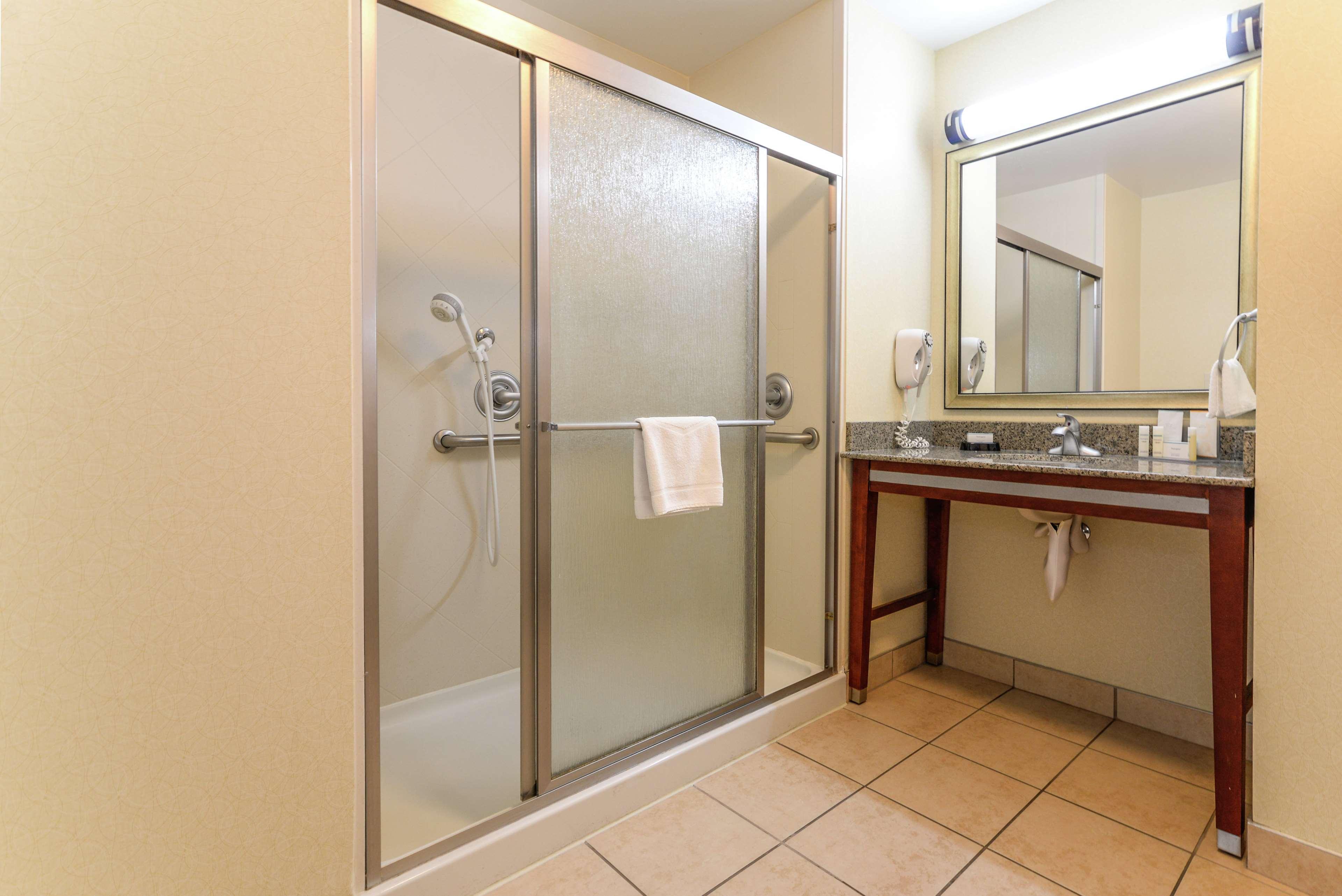 Hampton Inn & Suites Detroit/Chesterfield Dış mekan fotoğraf