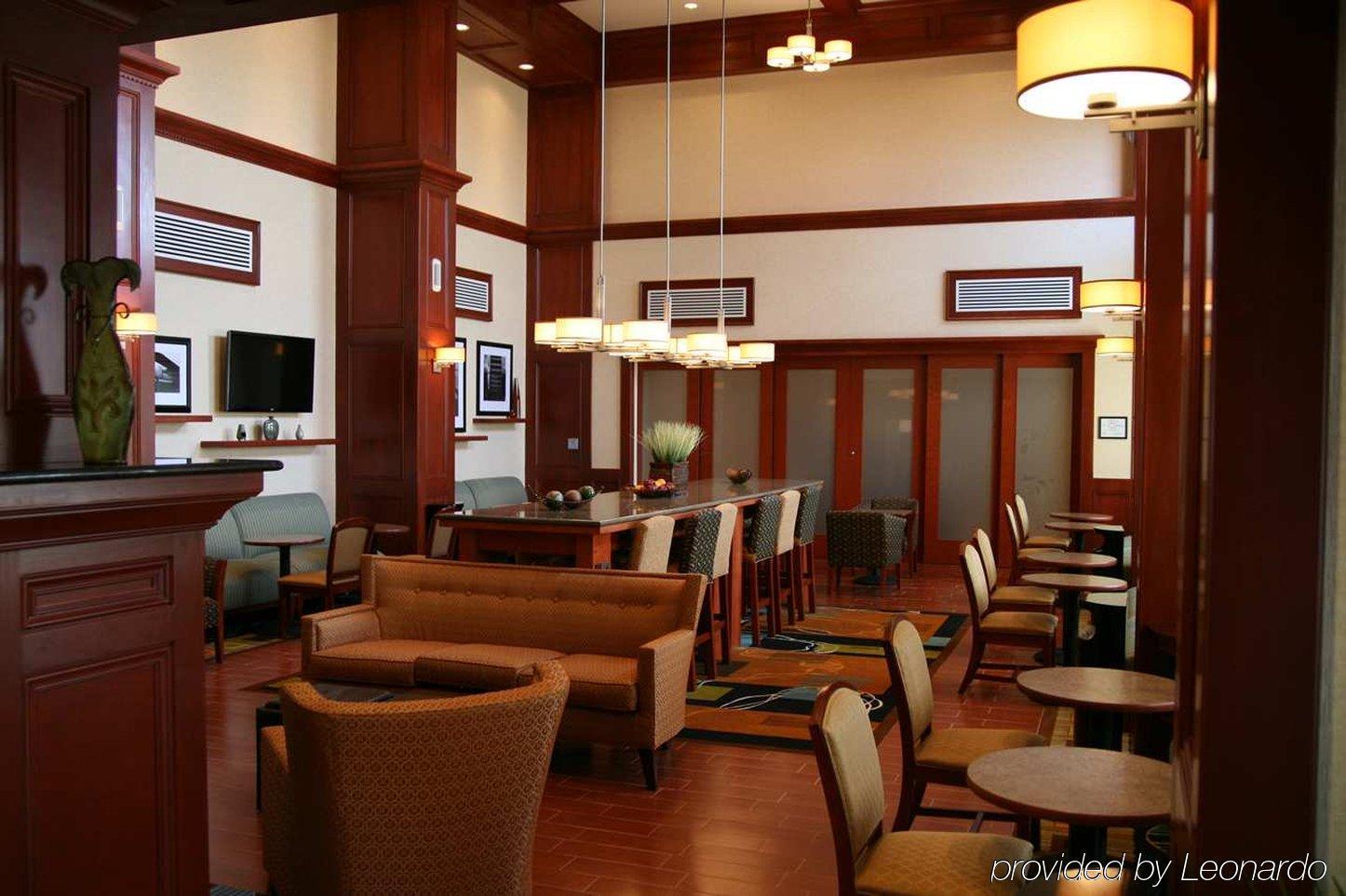 Hampton Inn & Suites Detroit/Chesterfield Restoran fotoğraf